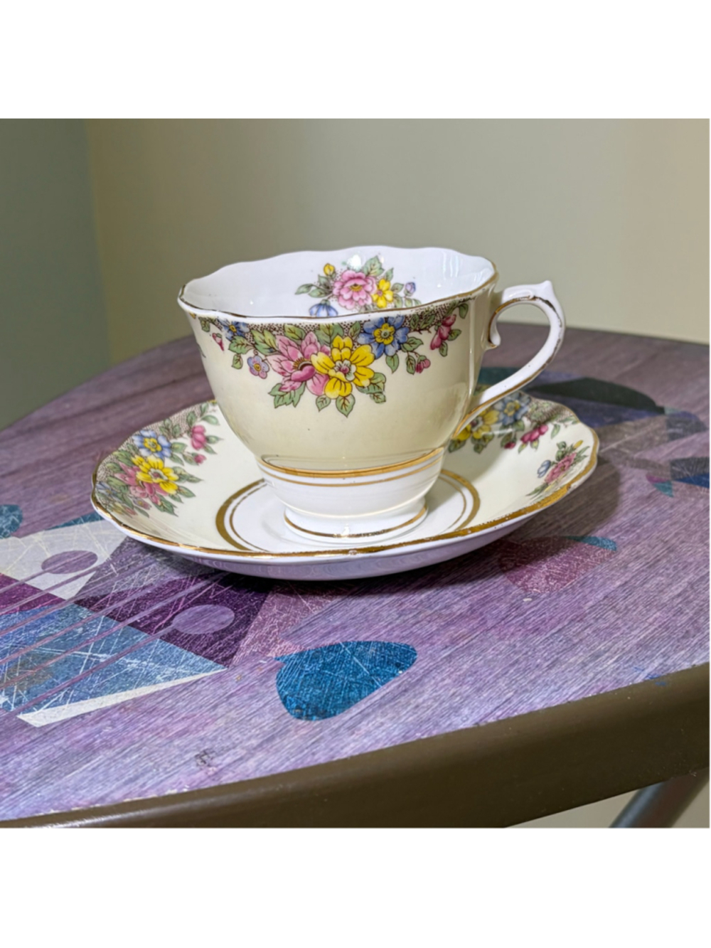 Colclough Bone China Floral Tea Cup and Saucer Set, cream and Gold